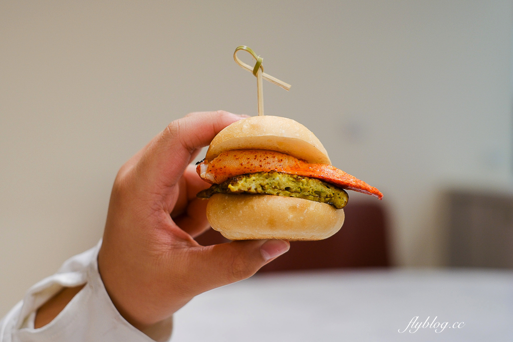 【台中慶生聚餐首選】明水然樂．1600元起台中日式無菜單鐵板燒，慶生約會餐廳推薦 @飛天璇的口袋