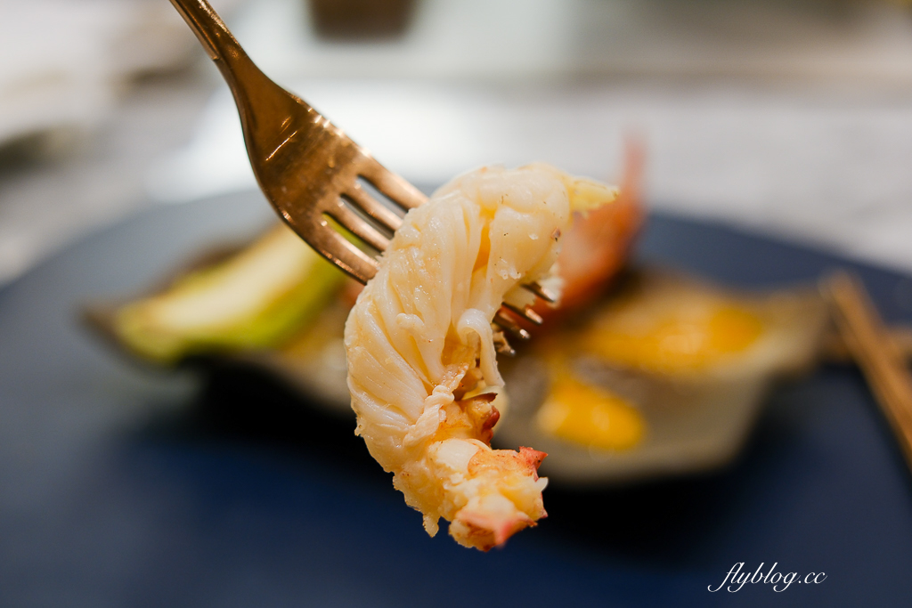 【台中慶生聚餐首選】明水然樂．1600元起台中日式無菜單鐵板燒，慶生約會餐廳推薦 @飛天璇的口袋