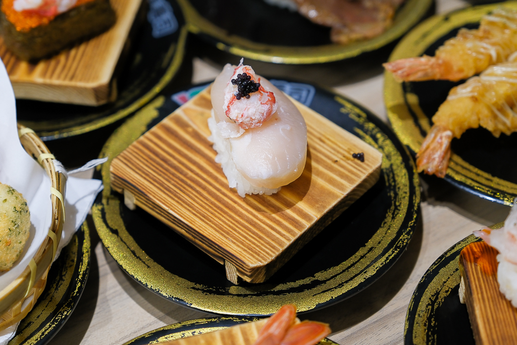 台中南屯｜平祿壽司台中永順店．連鎖迴轉壽司南屯三店，必吃餐點一次整理 @飛天璇的口袋