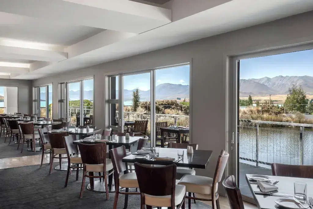 紐西蘭蒂卡波湖｜Peppers Bluewater Resort Lake Tekapo 藍水渡假村．坐擁180蒂卡波湖美景，距離牧羊人教堂5分鐘車程 @飛天璇的口袋