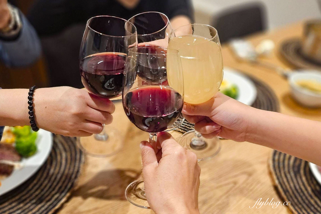 紐西蘭瓦納卡｜Lakeside Apartments Wanaka．瓦納卡湖畔飯店，有露天游泳池和三溫暖水池 @飛天璇的口袋