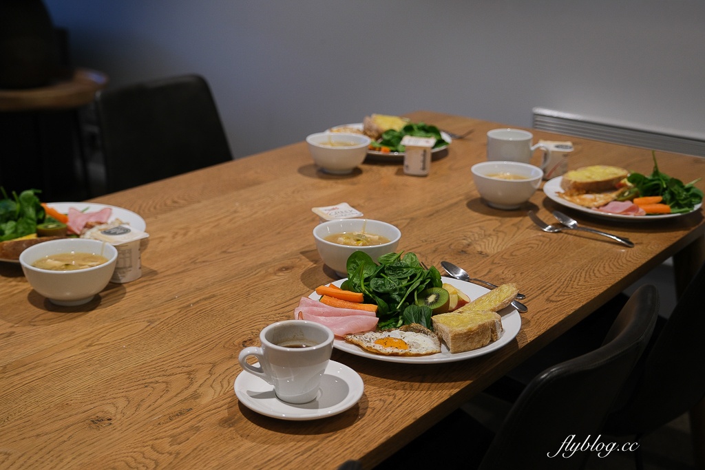 紐西蘭瓦納卡｜Lakeside Apartments Wanaka．瓦納卡湖畔飯店，有露天游泳池和三溫暖水池 @飛天璇的口袋