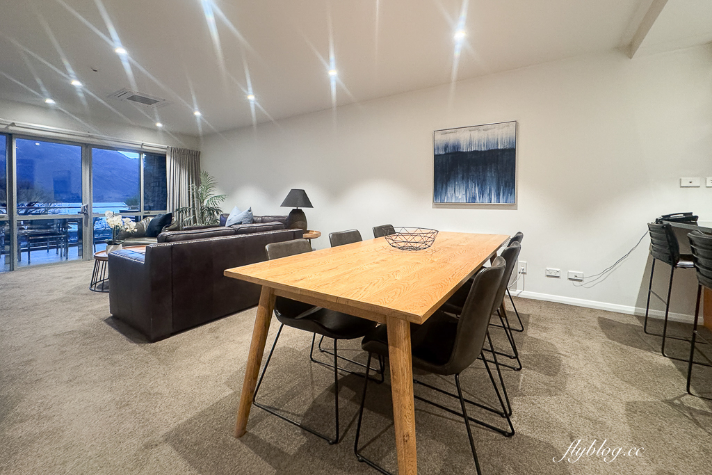 紐西蘭瓦納卡｜Lakeside Apartments Wanaka．瓦納卡湖畔飯店，有露天游泳池和三溫暖水池 @飛天璇的口袋