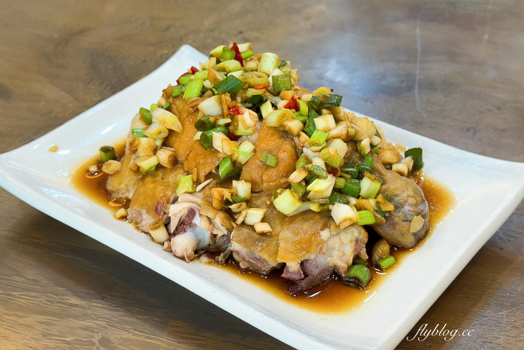 台中北區｜利居家鄉小吃．北平路30年老字號，必點木須炒麵和小菜 @飛天璇的口袋