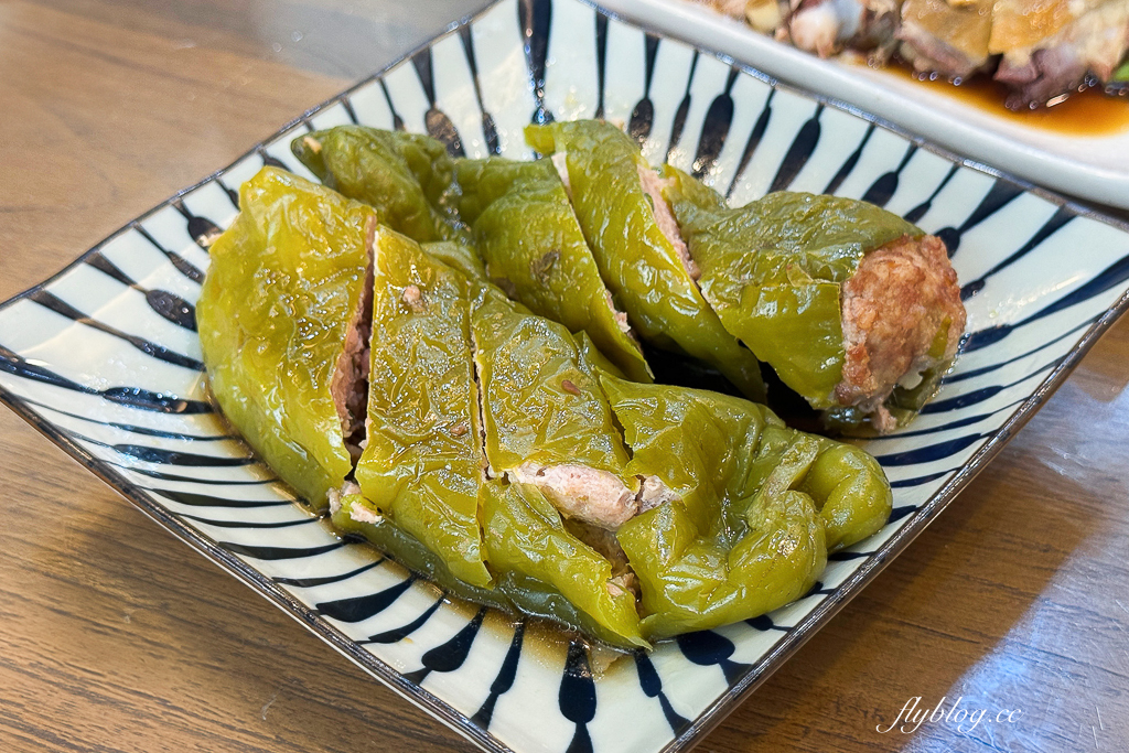 台中北區｜利居家鄉小吃．北平路30年老字號，必點木須炒麵和小菜 @飛天璇的口袋