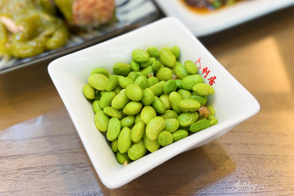 台中北區｜利居家鄉小吃．北平路30年老字號，必點木須炒麵和小菜 @飛天璇的口袋