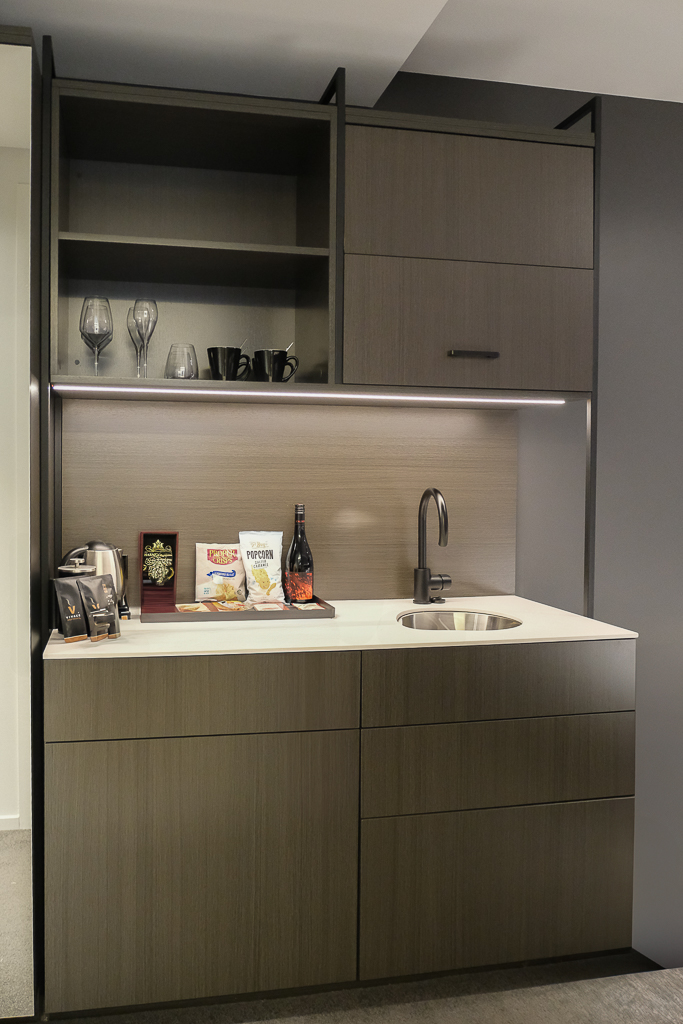 紐西蘭基督城|梅菲爾飯店 The Mayfair Christchurch.位於基督城市中心,還有自家平面停車場 @飛天璇的口袋 紐西蘭基督城|梅菲爾飯店 The Mayfair Christchurch.位於基督城市中心,還有自家平面停車場 @飛天璇的口袋