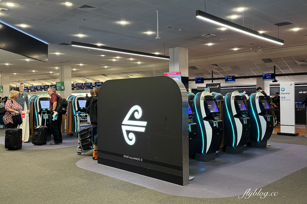 【紐西蘭航空】台北唯一直飛奧克蘭，經濟艙也能180度躺平睡到目的地，首創空中沙發 Skycouch @飛天璇的口袋