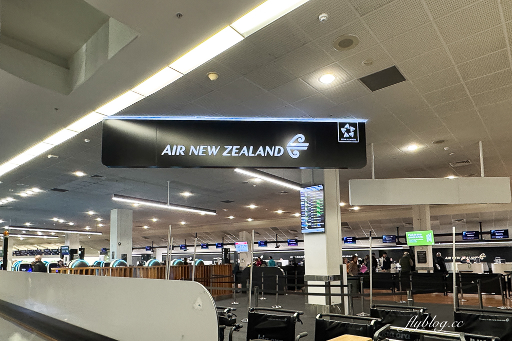 【紐西蘭航空】台北唯一直飛奧克蘭，經濟艙也能180度躺平睡到目的地，首創空中沙發 Skycouch @飛天璇的口袋