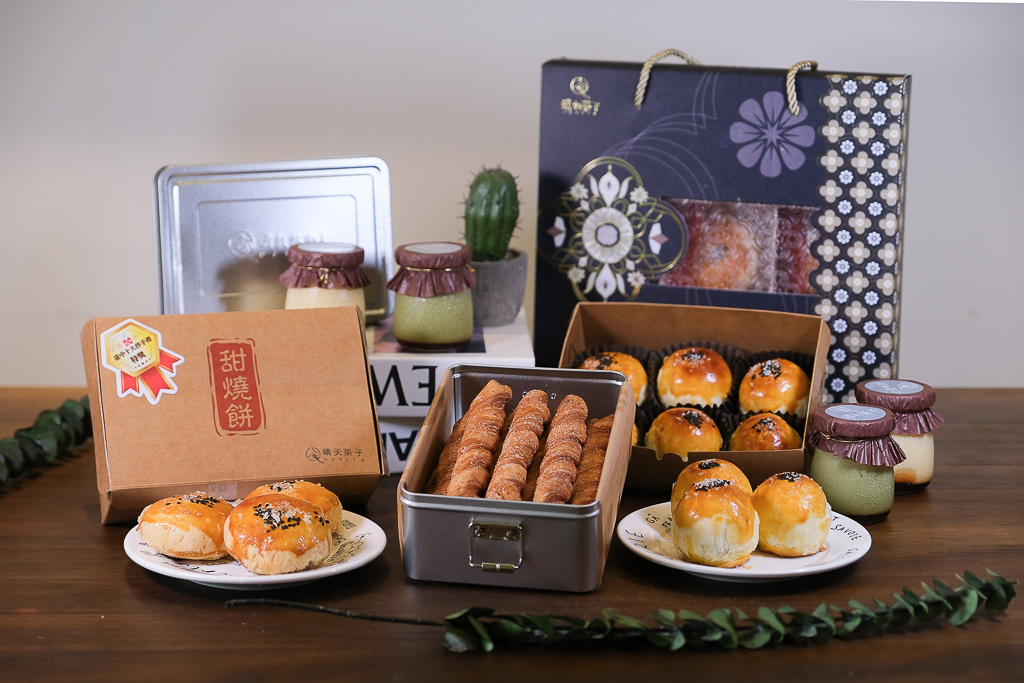 台中北區｜晴天菓子烘焙．甫開業就獲台中十大伴手禮，必買人氣甜燒餅和蛋黃酥 @飛天璇的口袋