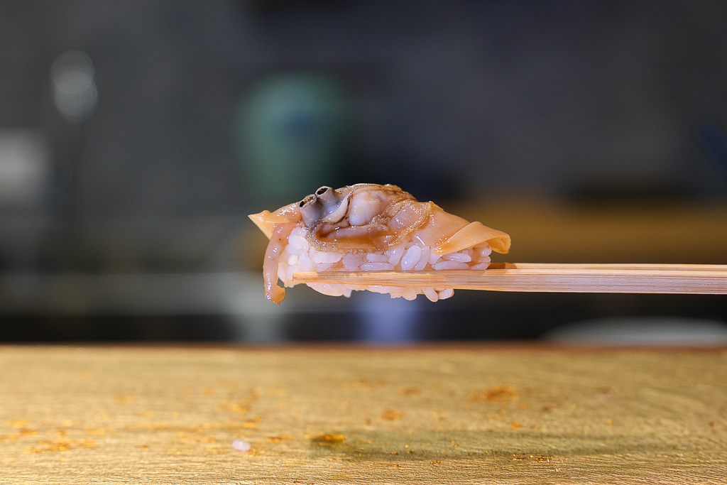 台中西區｜鮨千本．日本世界壽司大賽第三名佐山主廚，台灣唯一京都私塾旗下最新品牌 @飛天璇的口袋