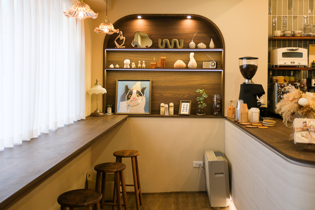 台中西區｜戽道町甜點．一個禮拜只營業三天，台中好吃戚風蛋糕推薦 @飛天璇的口袋