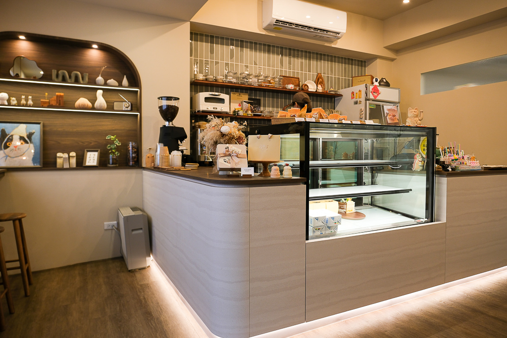 台中西區｜戽道町甜點．一個禮拜只營業三天，台中好吃戚風蛋糕推薦 @飛天璇的口袋