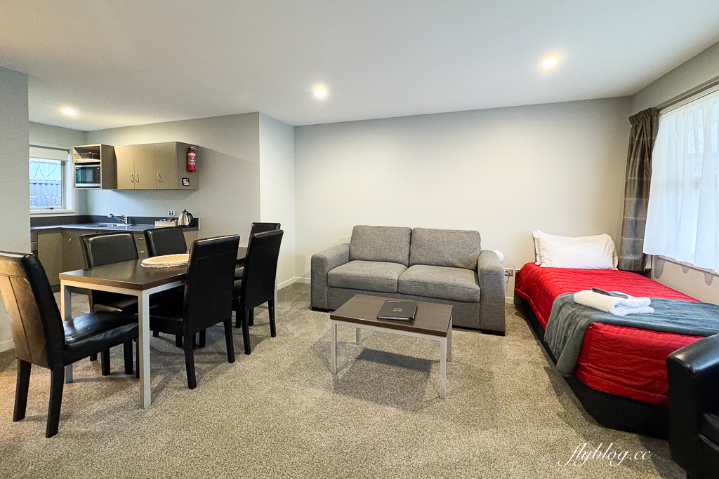 紐西蘭因弗卡吉爾｜388 Tay Motel．紐西蘭最南端城市，兩房一廳附廚房和客廳的汽車旅館 @飛天璇的口袋