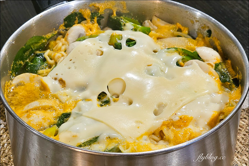 紐西蘭因弗卡吉爾｜388 Tay Motel．紐西蘭最南端城市，兩房一廳附廚房和客廳的汽車旅館 @飛天璇的口袋