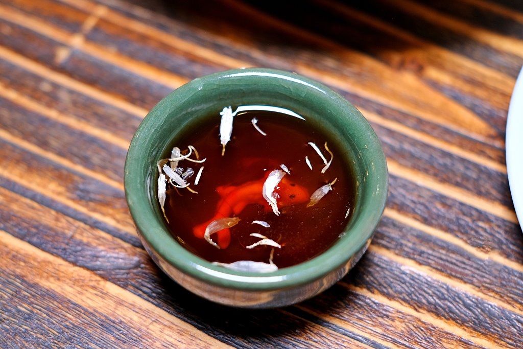 台中西區｜昨日花卷 跨界好食．老江湖菜雙人套餐980元，網路訂位送開胃福袋 @飛天璇的口袋