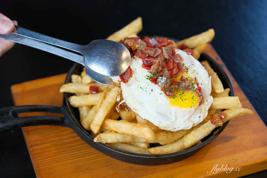 新北板橋｜ABV閣樓餐酒館 板橋府中店．如何挑選精釀啤酒？新手第一次點單不踩雷 @飛天璇的口袋