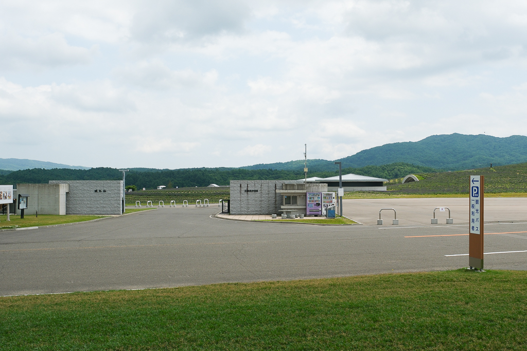 日本北海道｜頭大佛．建築大師安藤忠雄設計，夏天限定浪漫薰衣草田 @飛天璇的口袋
