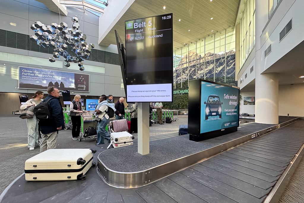 【奧克蘭機場轉機】轉機注意事項．轉機時間需要多久？行李可以直掛嗎？國際航廈到國內航廈交通 @飛天璇的口袋