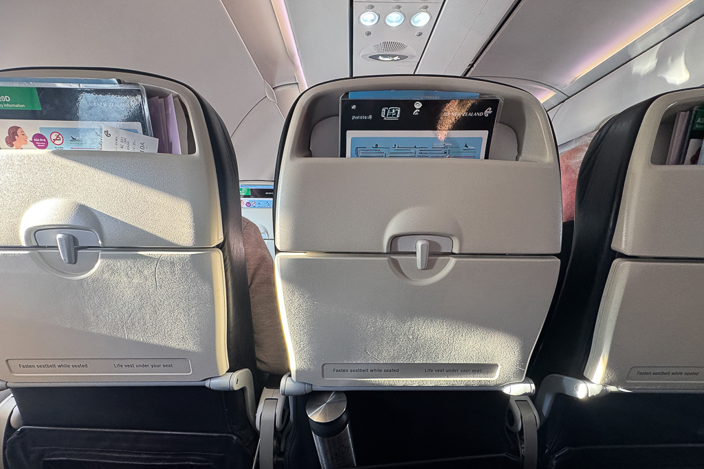 【奧克蘭機場轉機】轉機注意事項．轉機時間需要多久？行李可以直掛嗎？國際航廈到國內航廈交通 @飛天璇的口袋