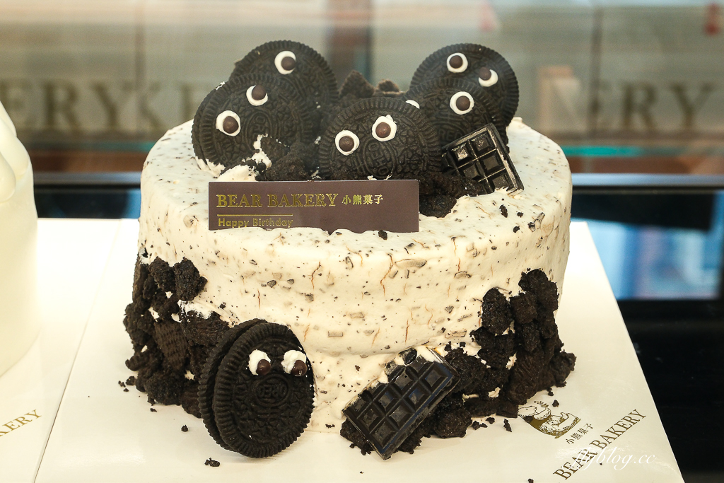 彰化北斗｜小熊菓子．北斗創始店搬家了，新店限定星焰泡芙，香菜口味小圓餅 @飛天璇的口袋