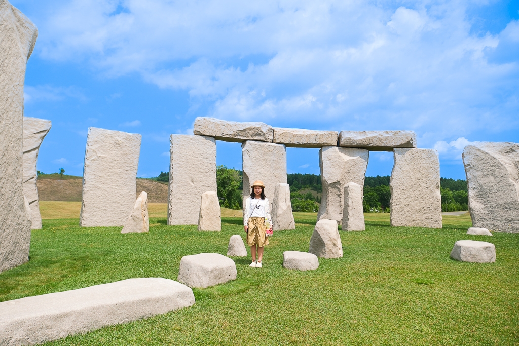 日本北海道｜頭大佛．建築大師安藤忠雄設計，夏天限定浪漫薰衣草田 @飛天璇的口袋