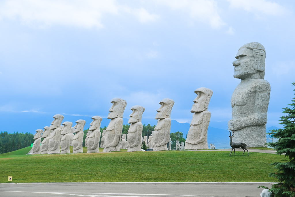 日本北海道｜頭大佛．建築大師安藤忠雄設計，夏天限定浪漫薰衣草田 @飛天璇的口袋