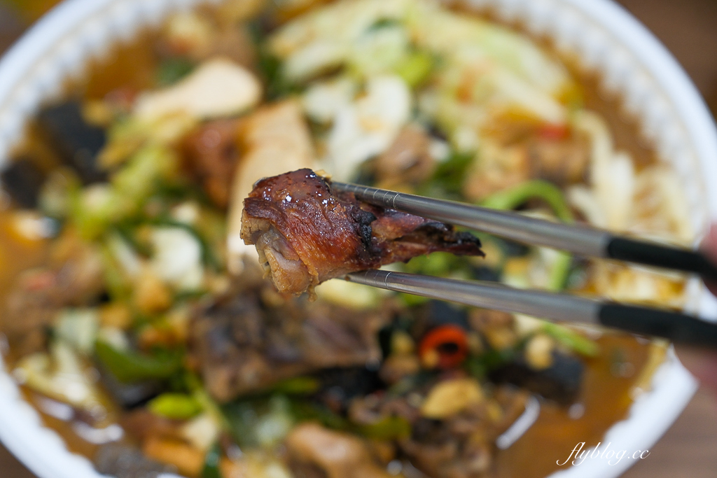 台中西屯｜鴨大哥港式脆皮櫻桃烤鴨．櫻桃鴨一鴨三吃，少見避風塘鹹酥鴨 @飛天璇的口袋