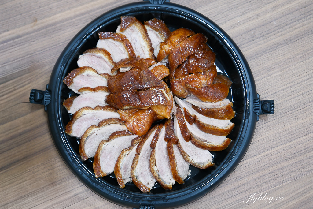 台中西屯｜鴨大哥港式脆皮櫻桃烤鴨．櫻桃鴨一鴨三吃，少見避風塘鹹酥鴨 @飛天璇的口袋