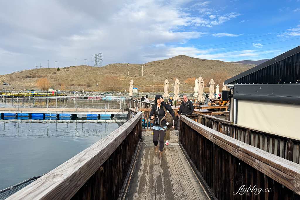 紐西蘭南島｜高地鄉村鮭魚 High Country Salmon．冰川水質養殖鮭魚，Twizel小鎮美食餐廳 @飛天璇的口袋