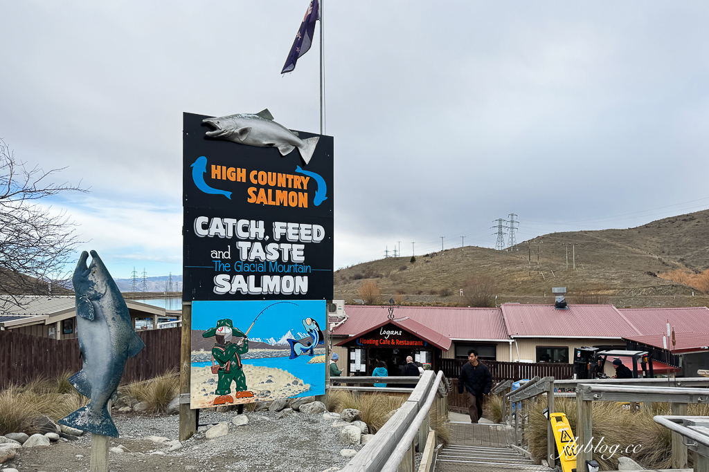 紐西蘭南島｜高地鄉村鮭魚 High Country Salmon．冰川水質養殖鮭魚，Twizel小鎮美食餐廳 @飛天璇的口袋