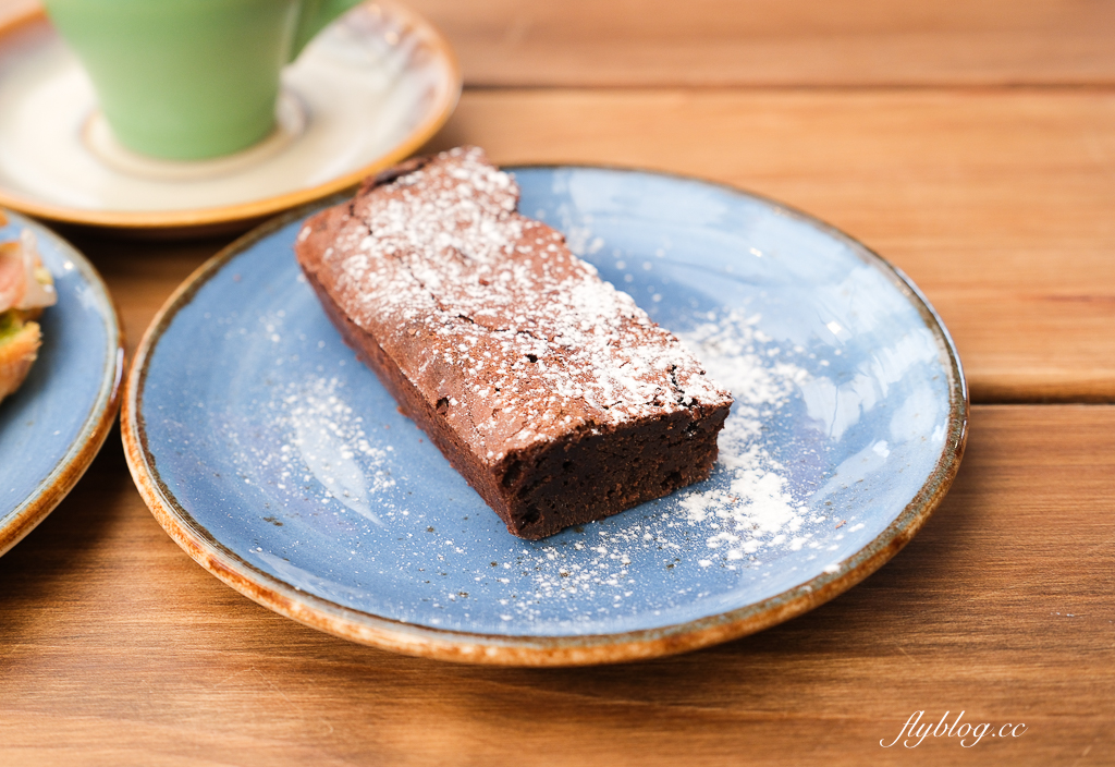 紐西蘭南島｜高地鄉村鮭魚 High Country Salmon．冰川水質養殖鮭魚，Twizel小鎮美食餐廳 @飛天璇的口袋