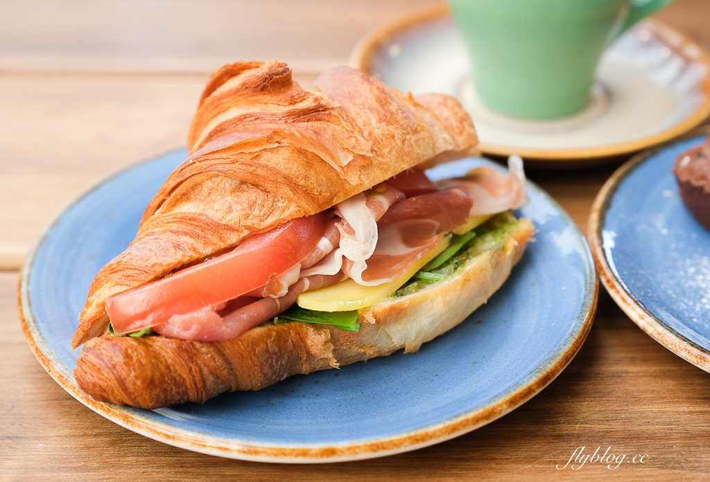 紐西蘭南島｜高地鄉村鮭魚 High Country Salmon．冰川水質養殖鮭魚，Twizel小鎮美食餐廳 @飛天璇的口袋