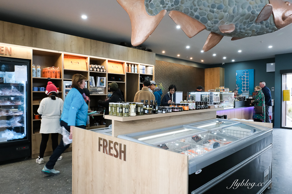 紐西蘭南島｜高地鄉村鮭魚 High Country Salmon．冰川水質養殖鮭魚，Twizel小鎮美食餐廳 @飛天璇的口袋