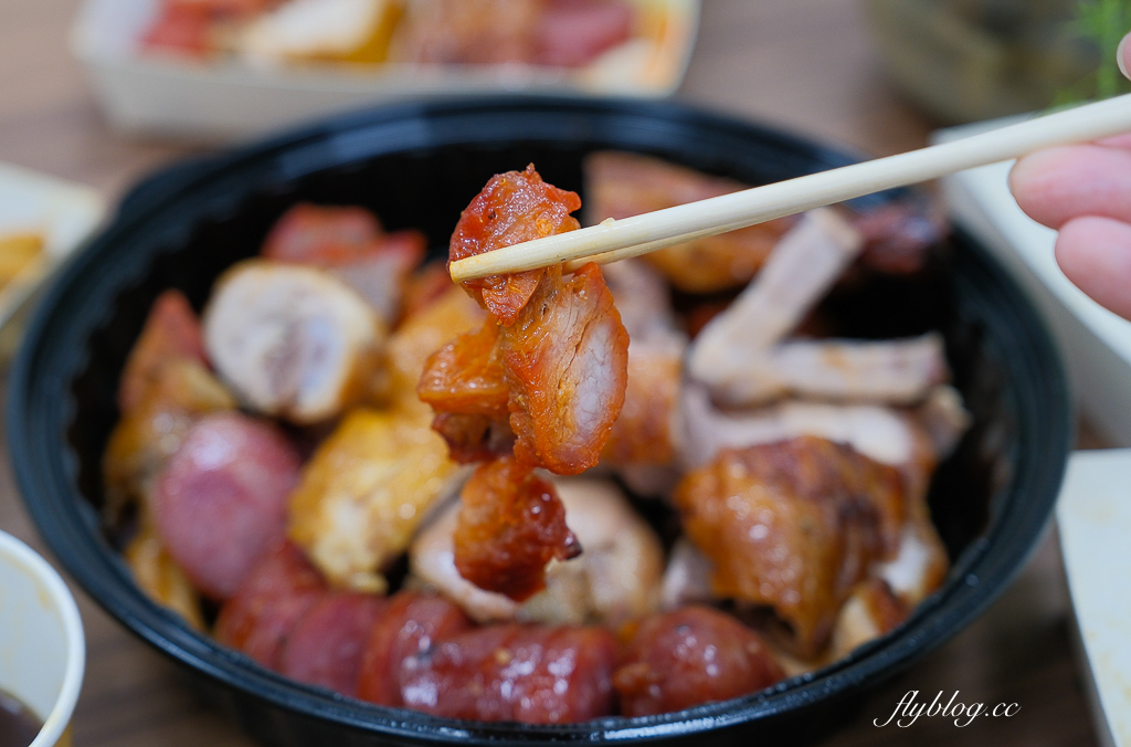 台中西屯｜燒臘教父．營業到凌晨4點的燒臘便當，份量多價格實惠 @飛天璇的口袋