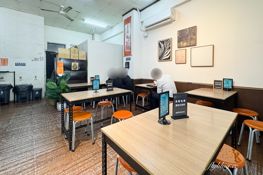 台中西屯｜燒臘教父．營業到凌晨4點的燒臘便當，份量多價格實惠 @飛天璇的口袋