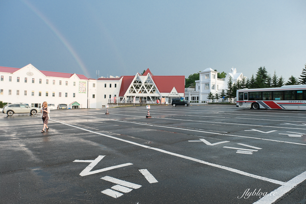 日本北海道｜羊之丘展望台．眺望札幌市景，夏天有薰衣草，冬天可以玩雪 @飛天璇的口袋