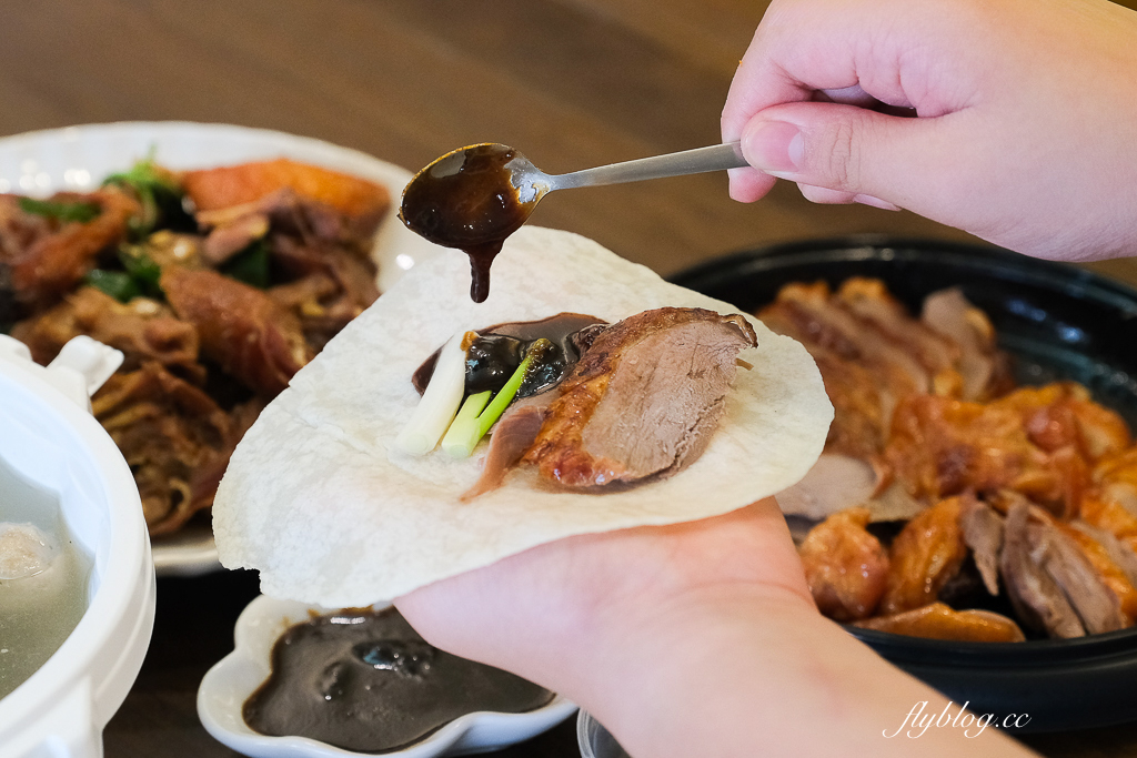 台中北屯｜三聚園烤鴨．台中外帶烤鴨專賣店，松竹路新據點營運中 @飛天璇的口袋