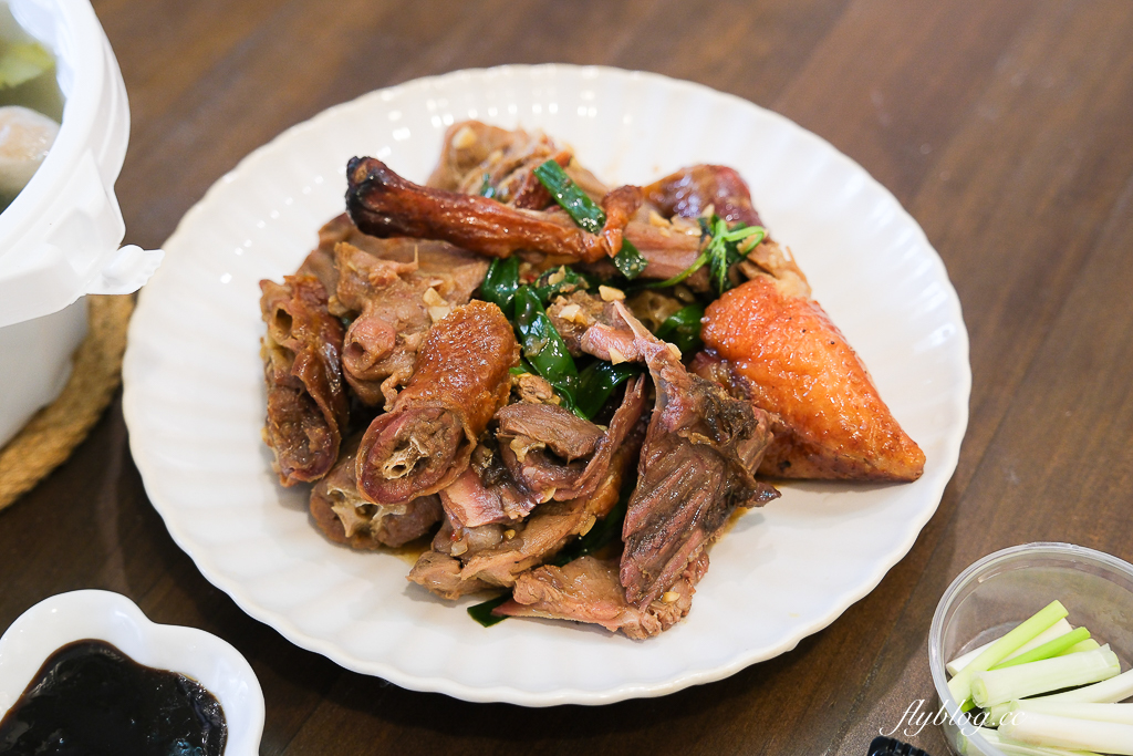 台中北屯｜三聚園烤鴨．台中外帶烤鴨專賣店，松竹路新據點營運中 @飛天璇的口袋