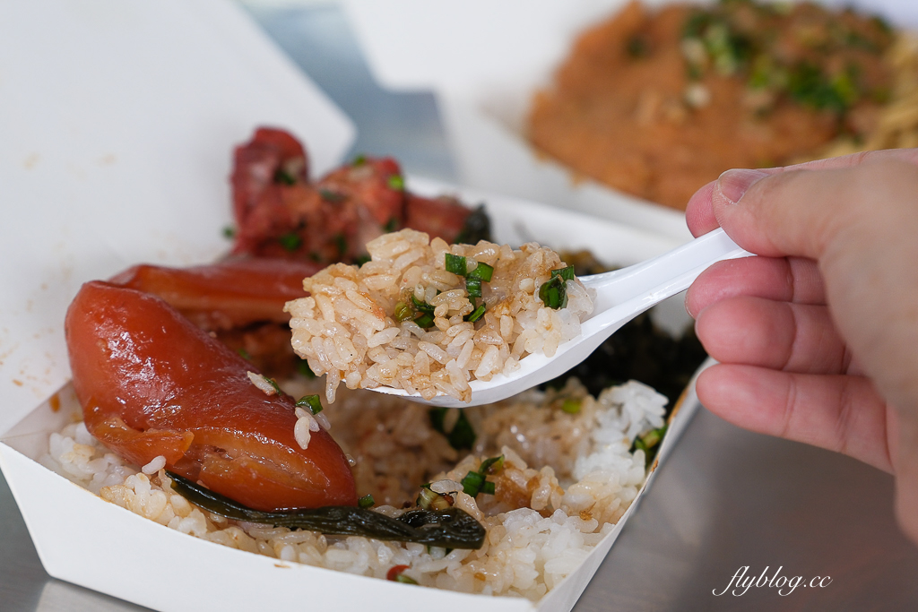 台中北區|金源興爌肉飯.好吃的炒麵和排骨飯,必加自製韭菜辣椒醬 @飛天璇的口袋 台中北區|金源興爌肉飯.好吃的炒麵和排骨飯,必加自製韭菜辣椒醬 @飛天璇的口袋