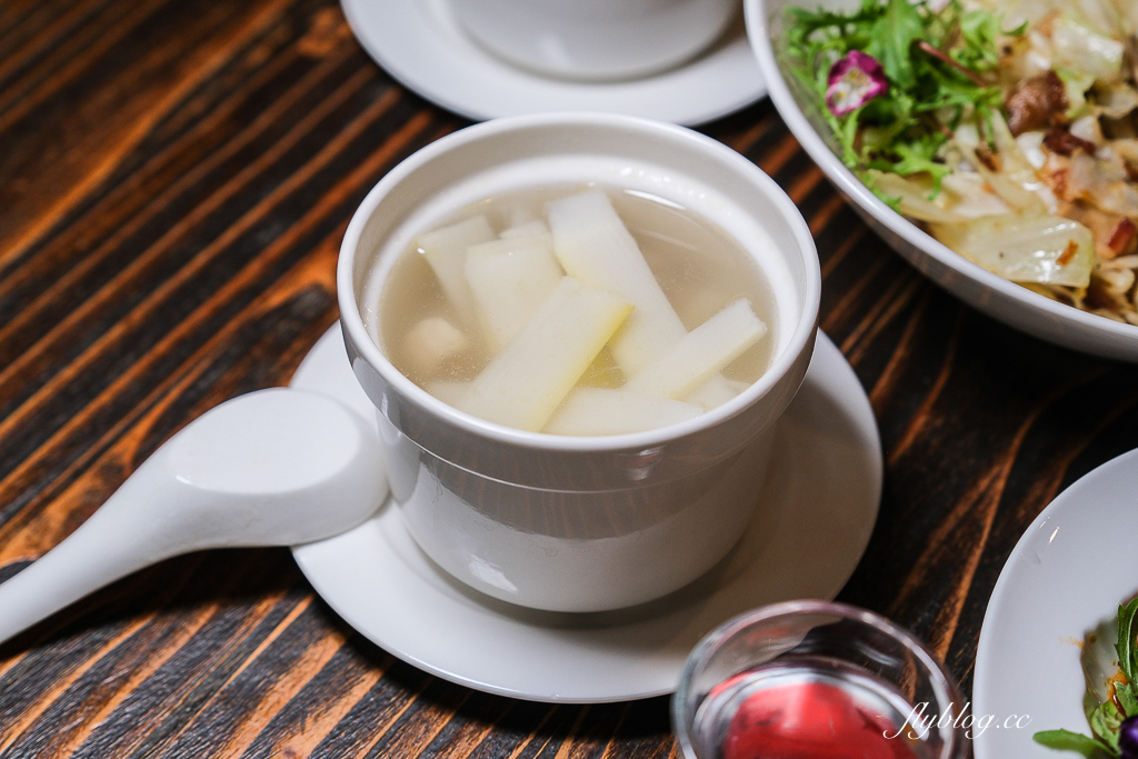 台中西區｜昨日花卷 跨界好食．老江湖菜雙人套餐980元，網路訂位送開胃福袋 @飛天璇的口袋