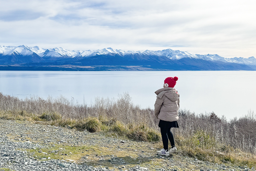 紐西蘭南島｜Mt Cook Alpine Salmon Shop．南島必吃高山雪水鮭魚，坐擁普卡基湖180度美景 @飛天璇的口袋