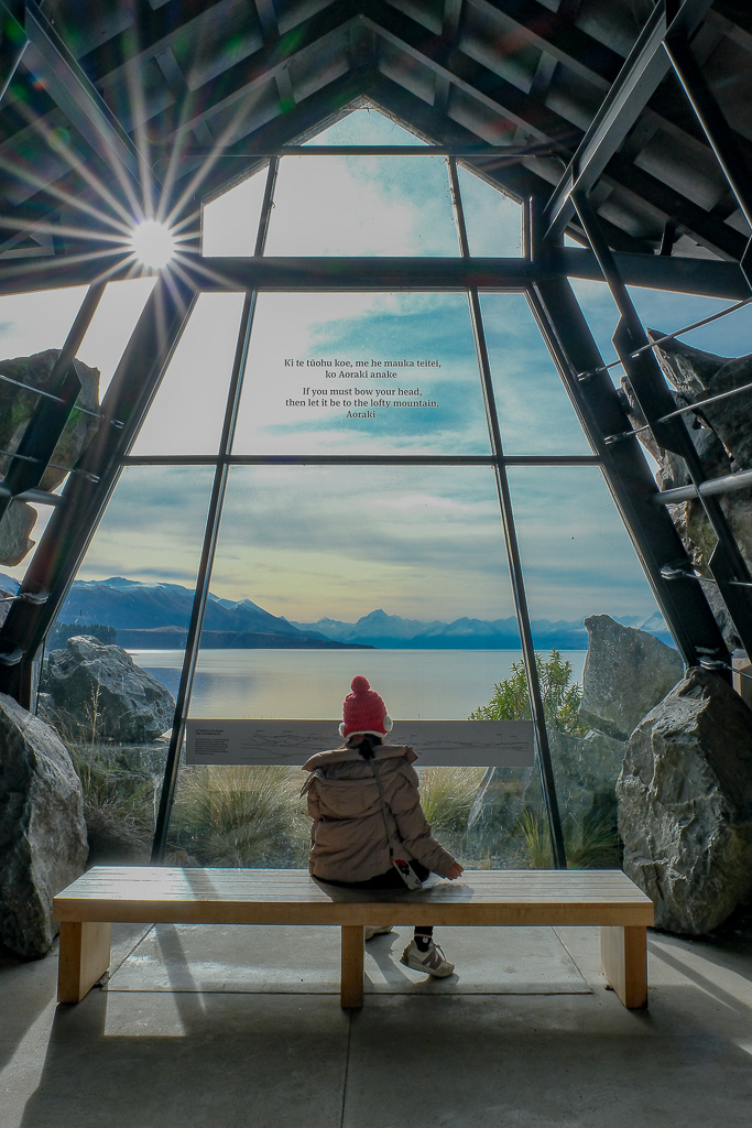 紐西蘭南島｜Mt Cook Alpine Salmon Shop．南島必吃高山雪水鮭魚，坐擁普卡基湖180度美景 @飛天璇的口袋