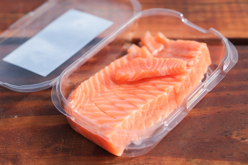 紐西蘭南島｜Mt Cook Alpine Salmon Shop．南島必吃高山雪水鮭魚，坐擁普卡基湖180度美景 @飛天璇的口袋