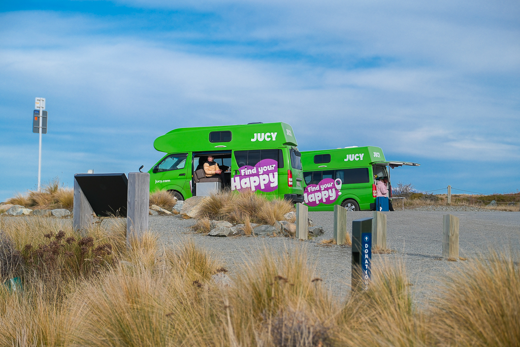 紐西蘭南島｜普卡基湖 Lake Pukaki．超浪漫藍色牛奶湖，沿途必拍三個觀景台 @飛天璇的口袋
