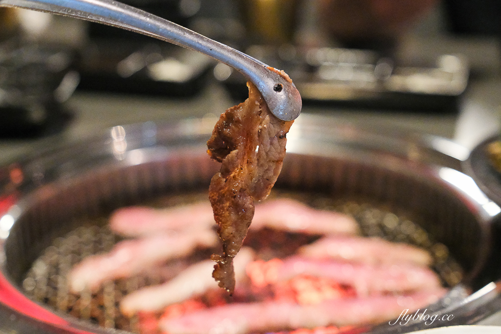 台中太平｜紅桧燒肉鍋物．蔬菜百匯火鍋吃到飽，啤酒清酒梅酒無限暢飲 @飛天璇的口袋