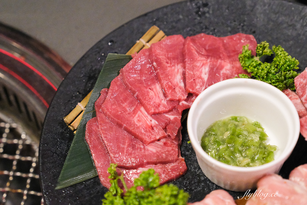 台中太平｜紅桧燒肉鍋物．蔬菜百匯火鍋吃到飽，啤酒清酒梅酒無限暢飲 @飛天璇的口袋