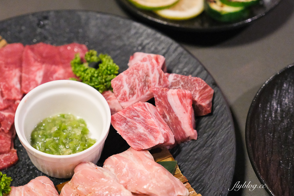 台中太平｜紅桧燒肉鍋物．蔬菜百匯火鍋吃到飽，啤酒清酒梅酒無限暢飲 @飛天璇的口袋