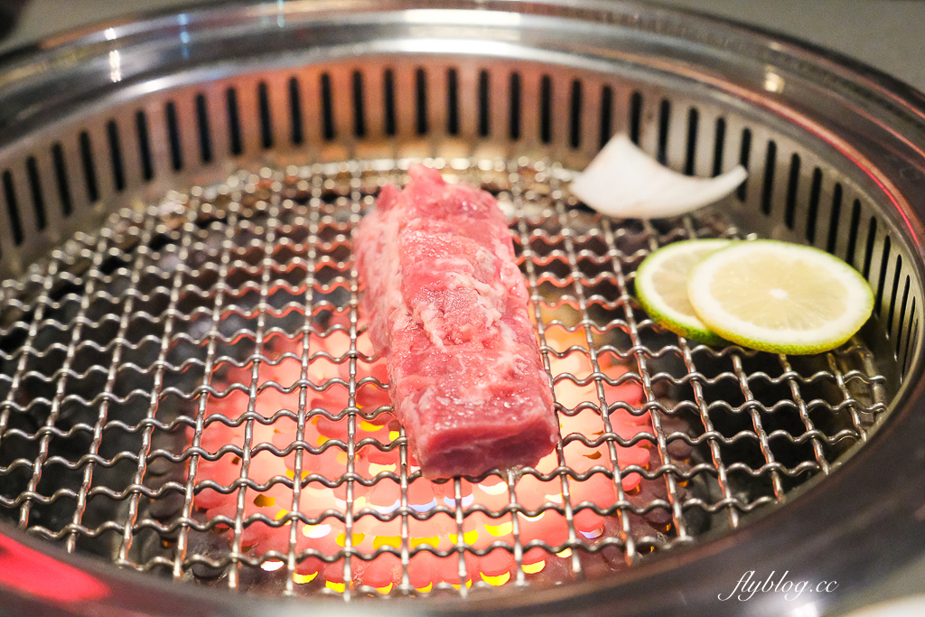 台中太平｜紅桧燒肉鍋物．蔬菜百匯火鍋吃到飽，啤酒清酒梅酒無限暢飲 @飛天璇的口袋