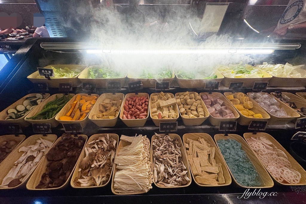 台中太平｜紅桧燒肉鍋物．蔬菜百匯火鍋吃到飽，啤酒清酒梅酒無限暢飲 @飛天璇的口袋